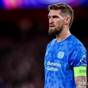 德国杯半决赛：拜仁战药厂，德甲霸主冲击三冠王