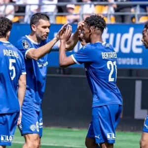 杀疯了！欧洲二级联赛拼杀激烈：14队抢意甲门票，沙尔克一只脚踏回德甲